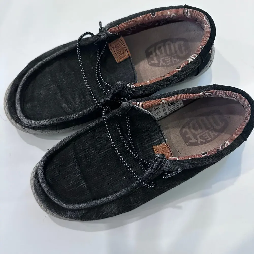 HEYDUDE YOUTH WALLY WASHED CANVAS SHOES Black size 3